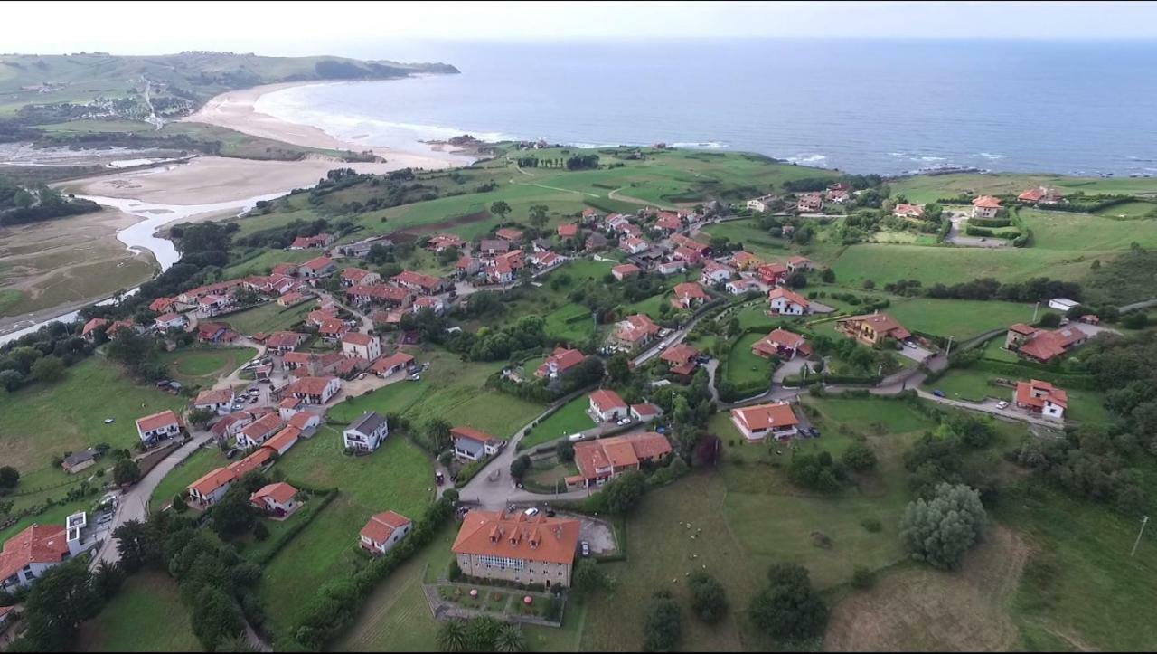 Dunas De Oyambre Comillas Bagian luar foto